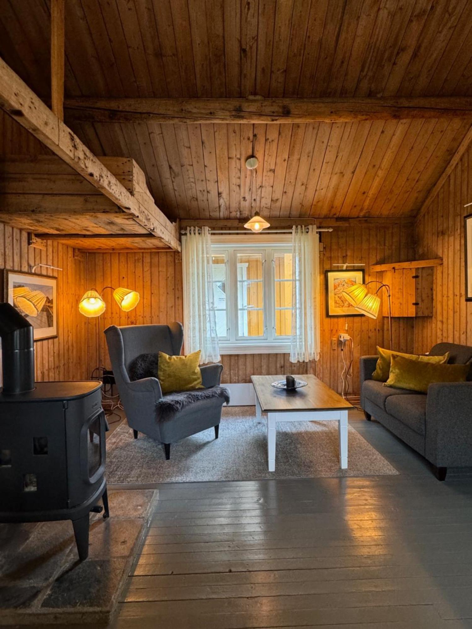 Sakrisoy Rorbuer Hotel Reine Buitenkant foto