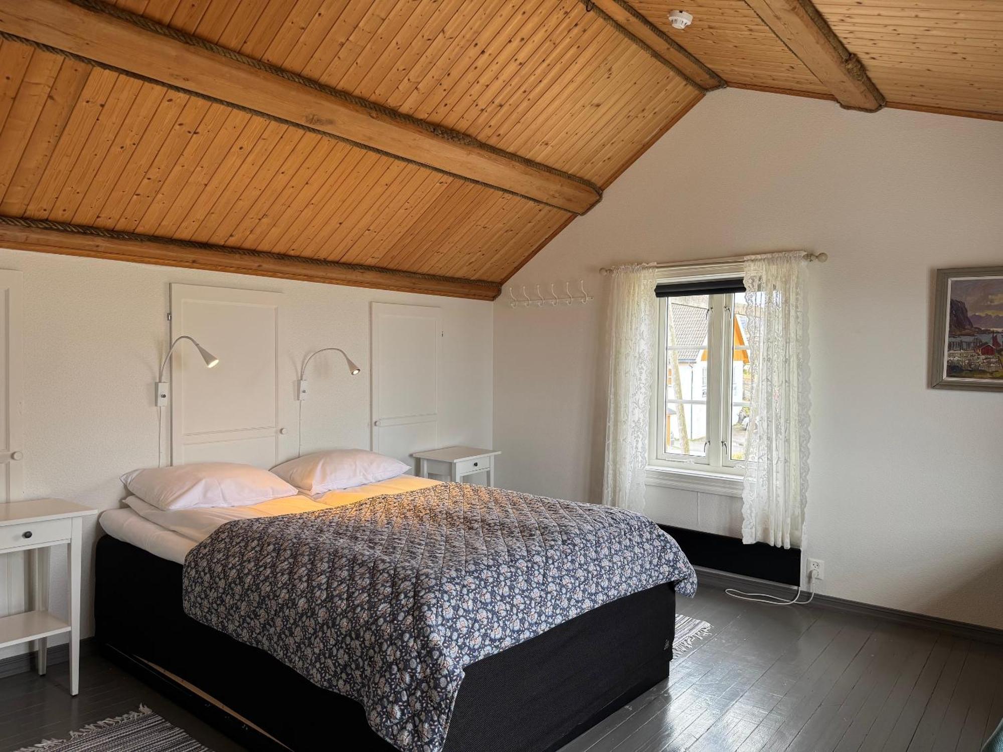 Sakrisoy Rorbuer Hotel Reine Buitenkant foto